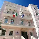 Palace Hotel