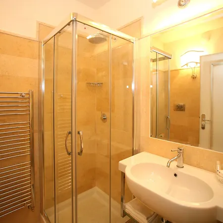 Palace Hotel 4*