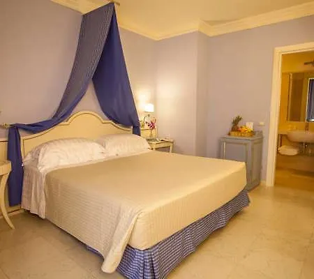 Hotell Palace 4*