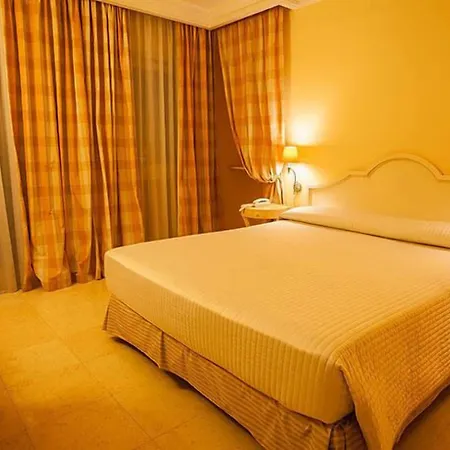 Palace 4*