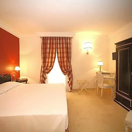 Palace Hotell