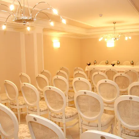 Palace Hotel 4*