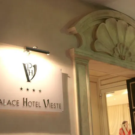 Hotel Palace